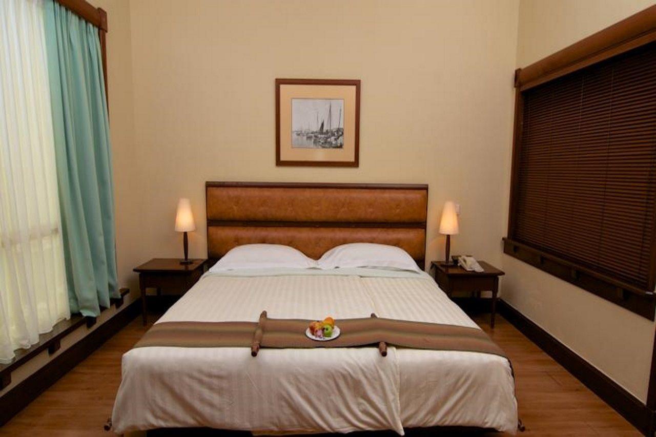 Hotel The Millen Penang, Autograph Collection George Town Esterno foto A bedroom at the hotel
