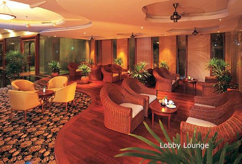 Hotel The Millen Penang, Autograph Collection George Town Esterno foto Lobby Lounge
