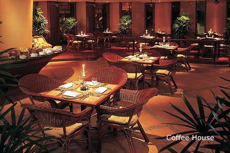Hotel The Millen Penang, Autograph Collection George Town Esterno foto Coffee House