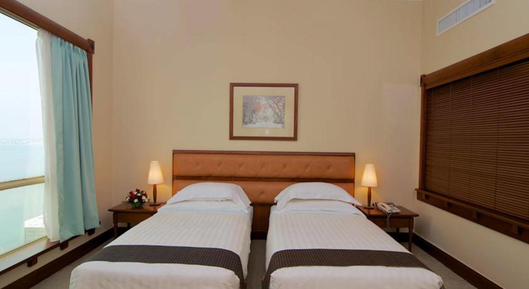 Hotel The Millen Penang, Autograph Collection George Town Esterno foto A room at the hotel